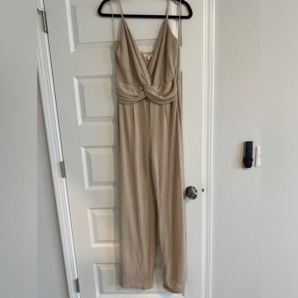 Luxxel Junpsuit